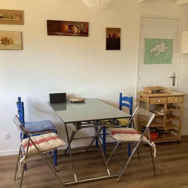 Chez Éliane au bord de la mer, hotel in Ouessant