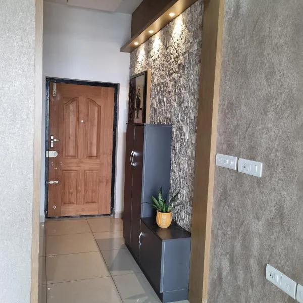 Penthouse with 2 Bedrooms near Wipro Corp office, hotel in Bengaluru