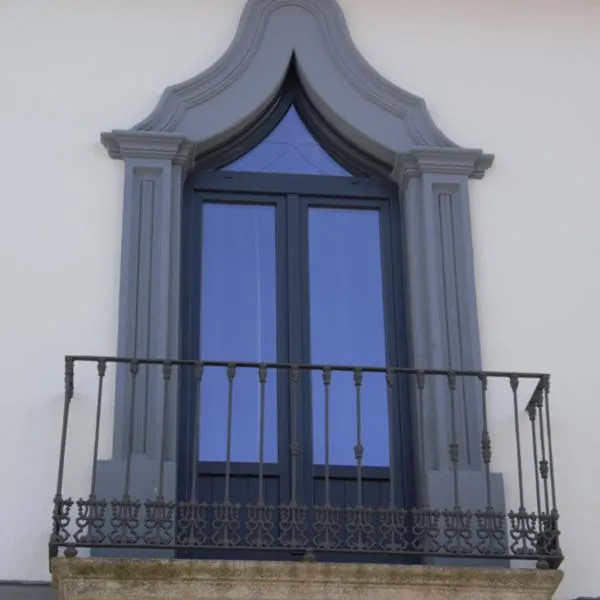 Sueños del Geoparque, hôtel à Logrosán