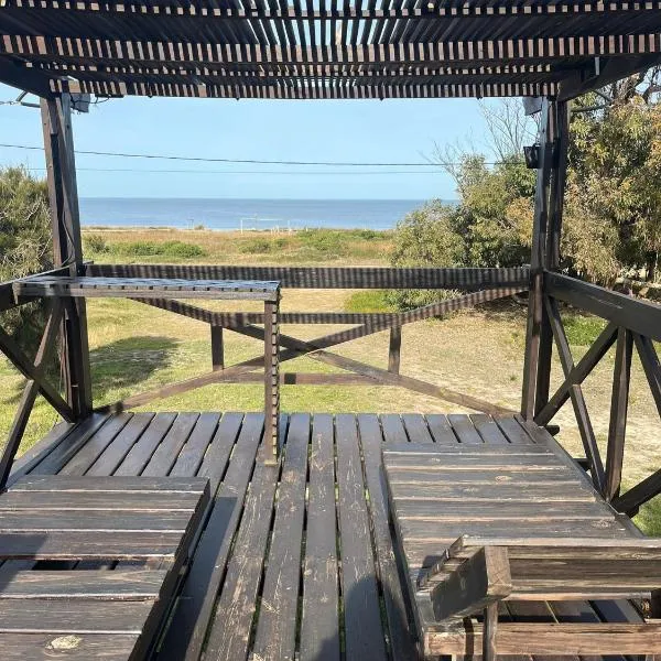 Enfrente a la playa Casa totalmente equipada en un lugar único, отель в городе Balneario Argentino