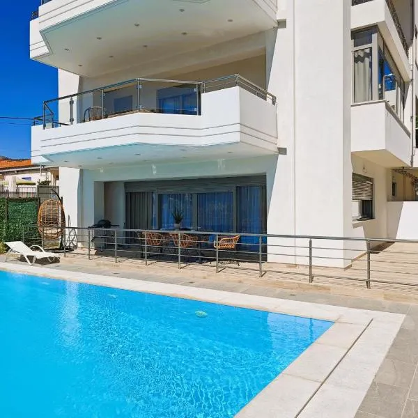 Costa Voula Shared Pool & Beach Apartment A2, hotel v Aténách