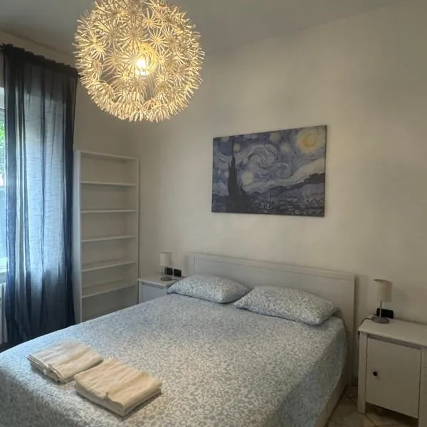 Guest House in Elegant Apartment close to the Center, hotel u Milanu