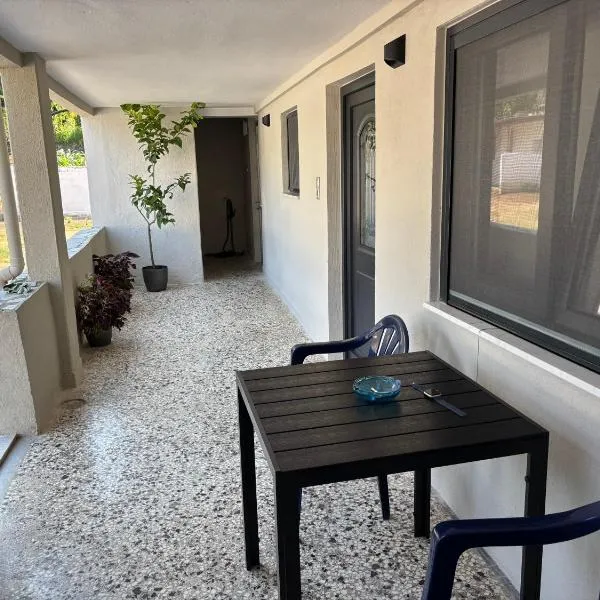 Evy's House,位于Monastirákion的酒店