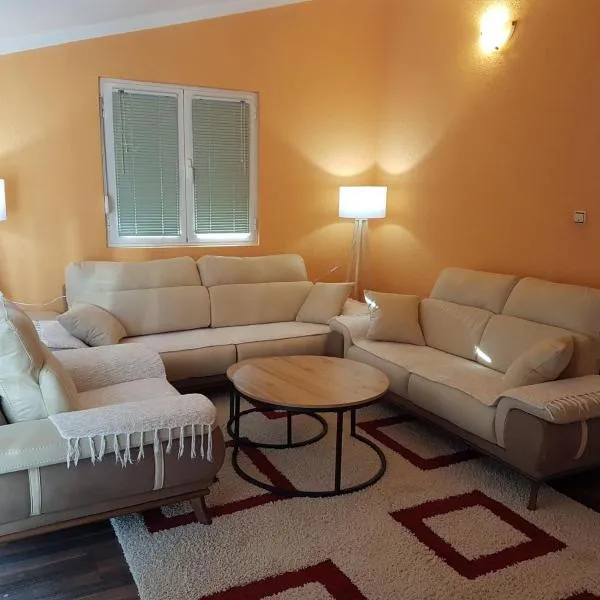 Apartments Sofia、バールのホテル