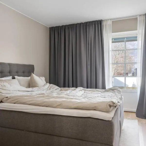 Lindö med havsutsikt, hotel u gradu Norćeping