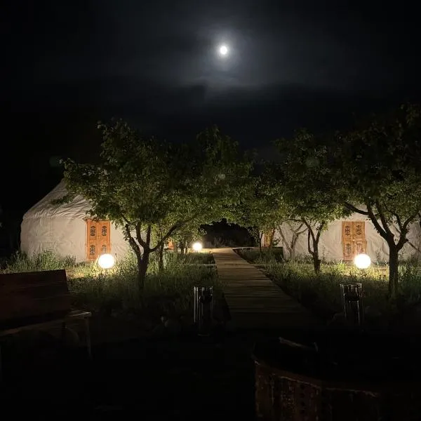 BarBulak Yurt Lodge, hotel in Bar-Bulak