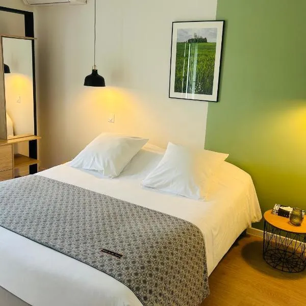 Hotel De Ma Tante, hotel in Lamalou-les-Bains