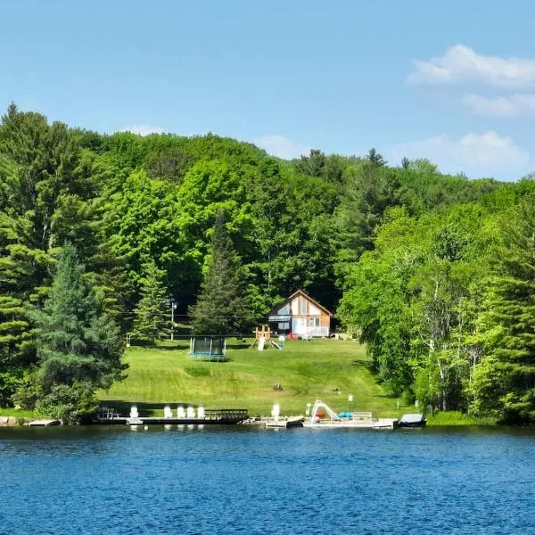 Muskoka Lakefront 3-bdrm Chalet #90, ξενοδοχείο σε Port Carling