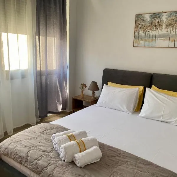 Central & Riverfront Room 3, hotel in Edessa
