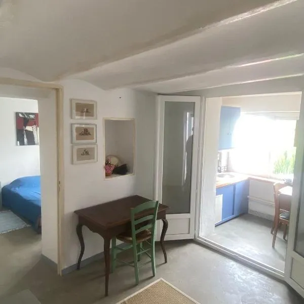 La porte bleue, hôtel à Marseille