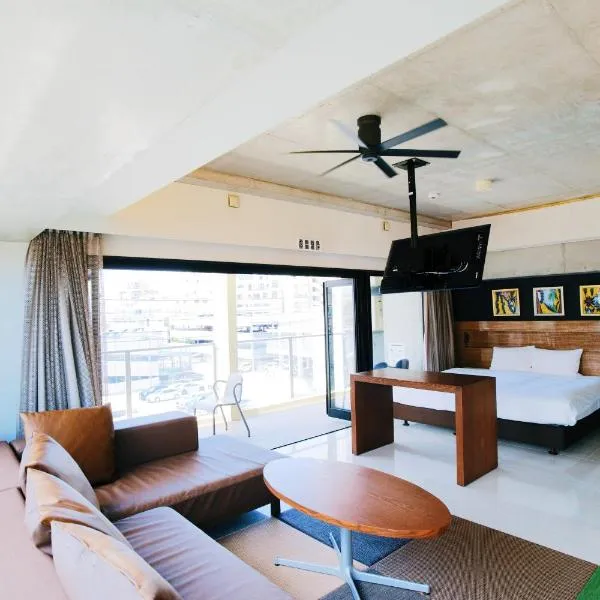 HOTEL Viviana, hotel in Naha