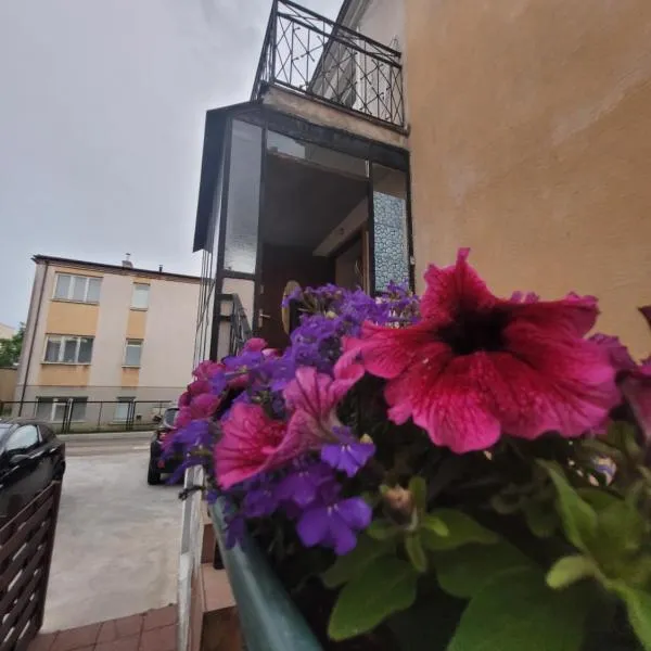 Pokoje gościnne Ustronie Morskie - 260m do plaży, hôtel à Ustronie Morskie