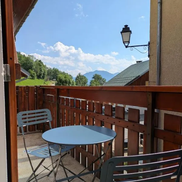 Appartement du Planet, hotel in Saint-François-Longchamp
