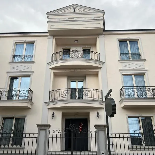 Vila Ermoza, ξενοδοχείο στην Κορυτσά