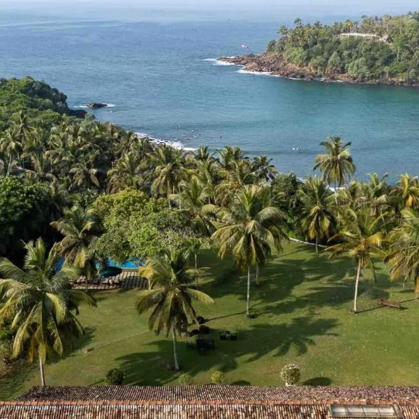 Blue Heights, ξενοδοχείο σε Hiriketiya