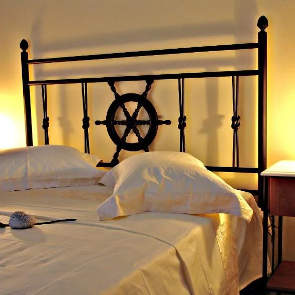 Ακρόπλωρο, ξενοδοχείο στο Γαλαξίδι