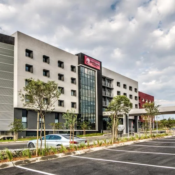 City Lodge Hotel Waterfall City, hotel in Midrand