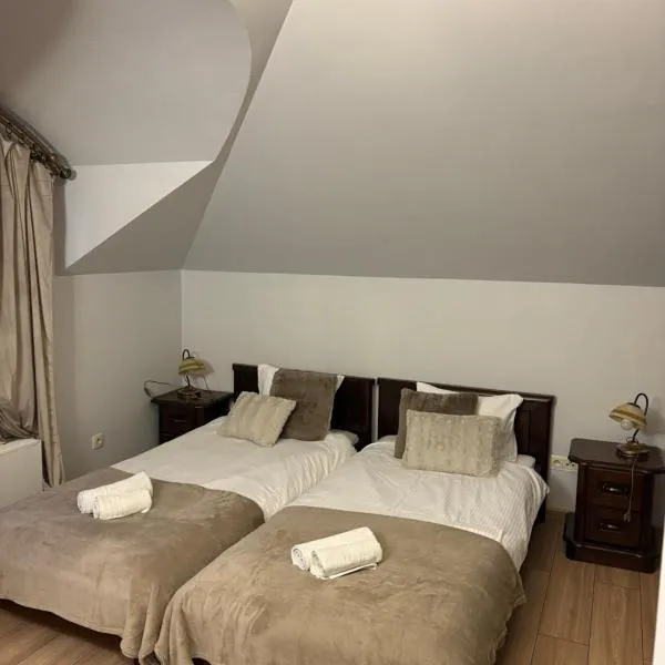 Zloty dworek, hotell sihtkohas Rembelszczyzna