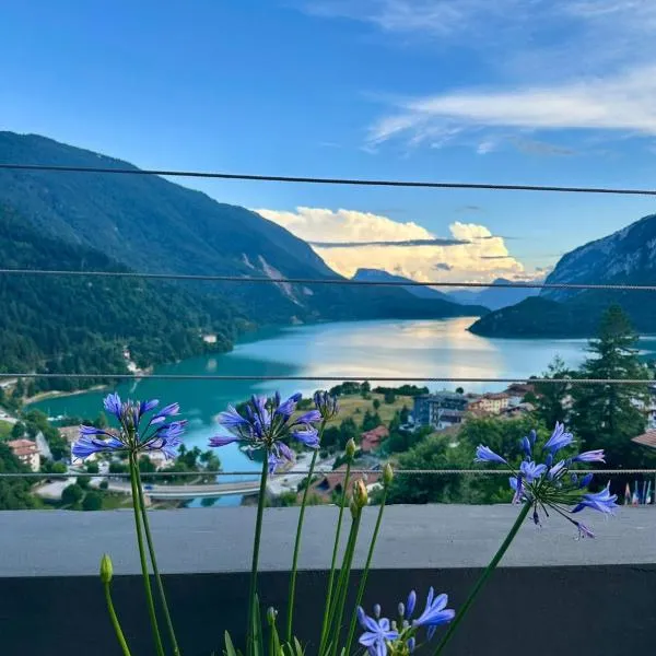 Hotel Aurora, hotel di Molveno