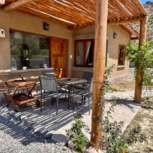 Cabañas La Nochera, hotel in Tilcara
