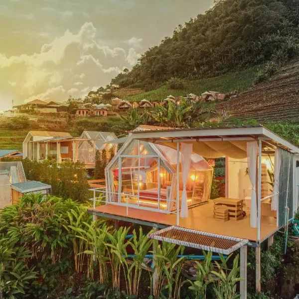 เต็นท์ดูดาว1 แอร์ ม่อนแจ่ม วิวดอยหลวงเชียงดาว, hotel en Mon Jam