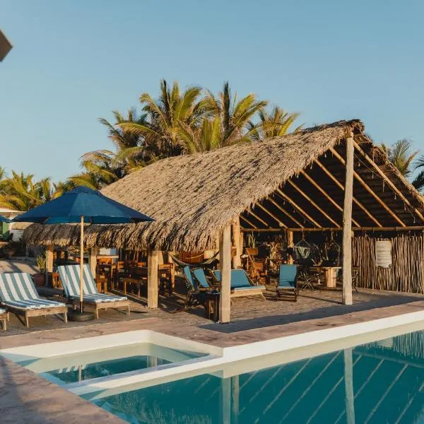 Toninas México Bungalow, hotel en Celestino Gasca