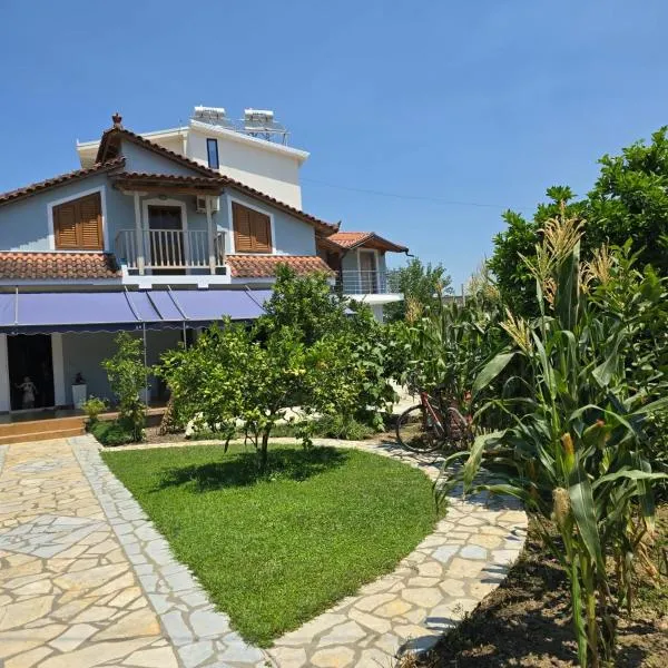 TRiAD, hotel vo Vlorë