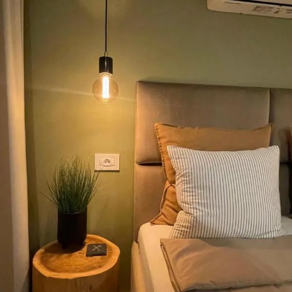 Noir Apartment, hotel in Haţeg