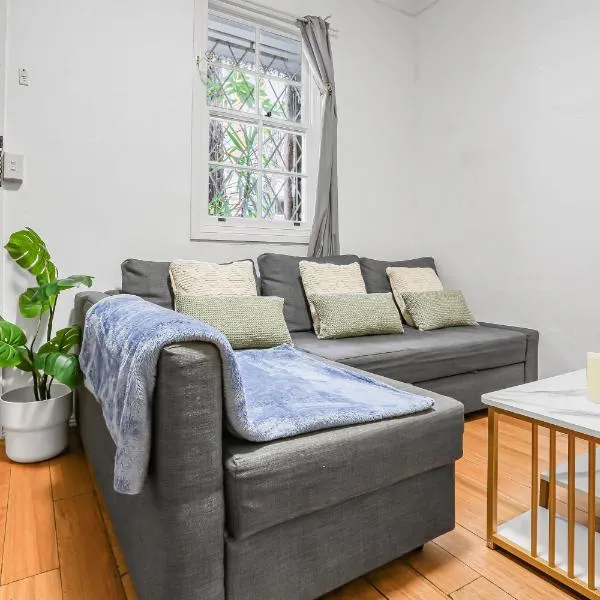 2 Bedroom House Darling Harbour Good for 6 Guests, hotel v destinaci Sydney