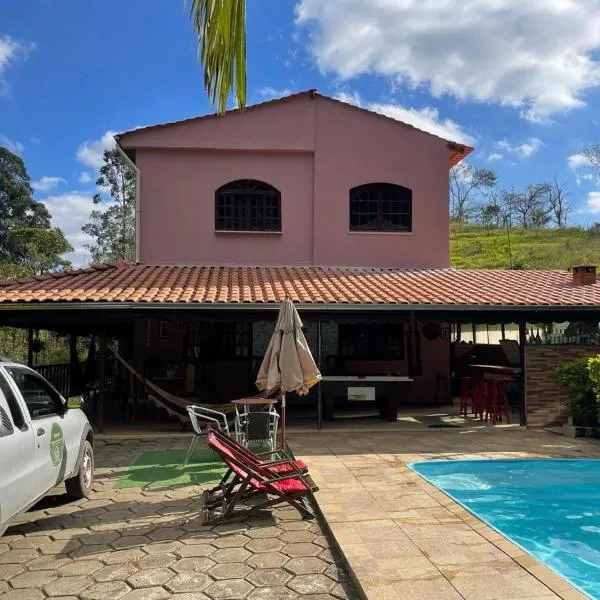 Viesnīca Casa de campo Domeni rustica e próximo a cidade de Juiz de Fora MG pilsētā Žuisa di Fora