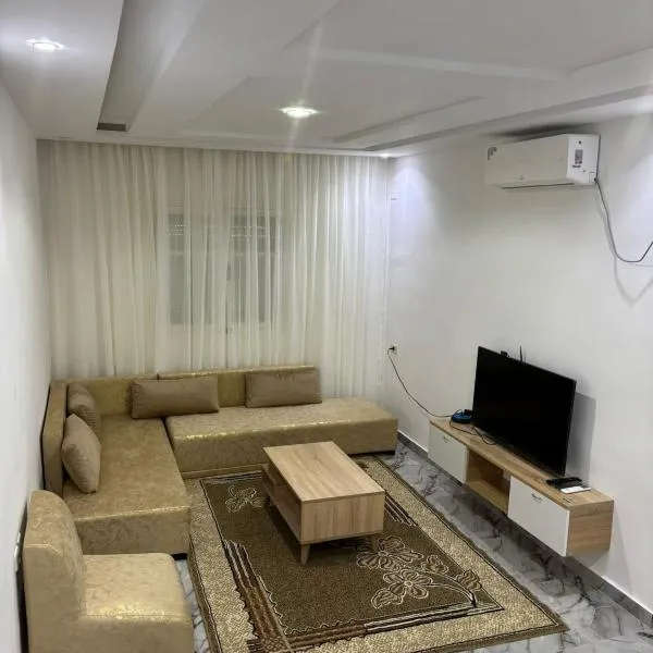 Appartement climatisé à TABARKA 1، فندق في طبرقة