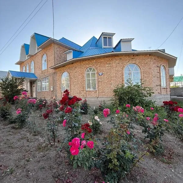 GuestHouse "ERKIN", hotel in Karakol