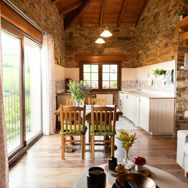 CASA EL TEIXO, hotel v destinaci Taramundi