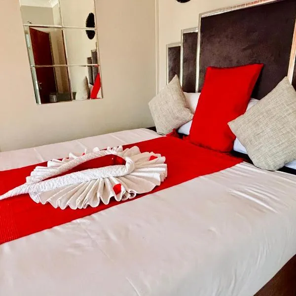 KwaDines Guesthouse، فندق في Standerton