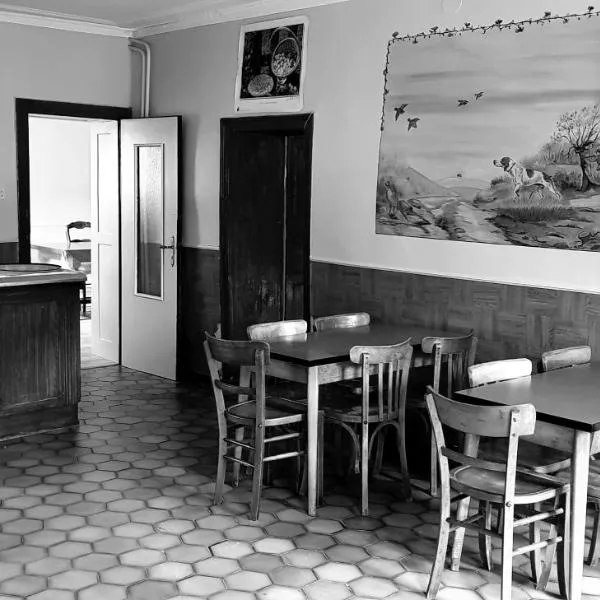 Chez Elise Moncheux, hotel di Moncheux