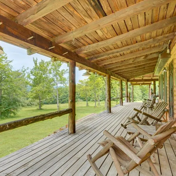 Pet-Friendly Cabin on 86 Acres in Scio Fish, Hike, hotelli kohteessa Wellsville