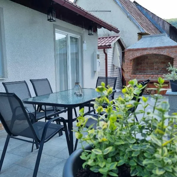 House Notturno, hotel in Otočac