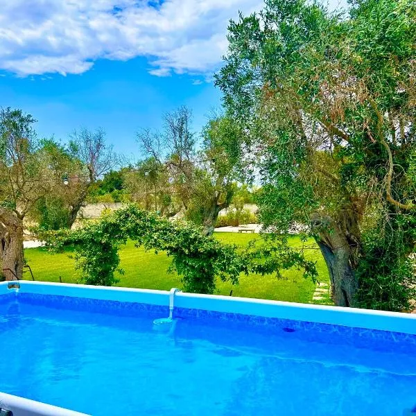 Villa Maddalena - Big garden Parking & Pool, hotel in Uggiano la Chiesa