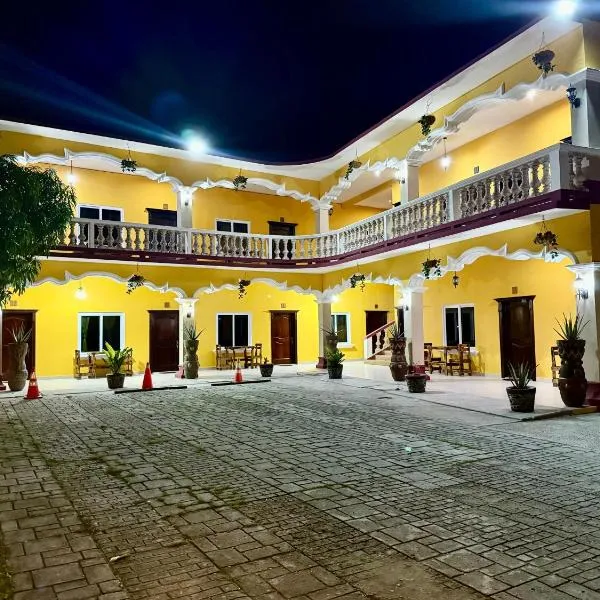 Hotel Alfa y Omega, ξενοδοχείο σε San Benito