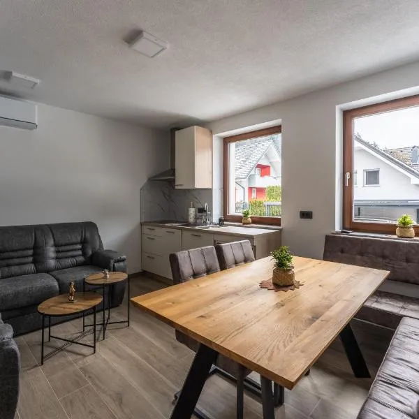 Vila Hrastnica, hotel a Škofja Loka