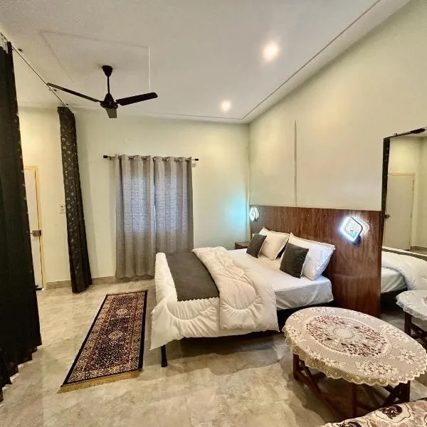 Athulyam Homes, ξενοδοχείο σε Ντεχράντουν