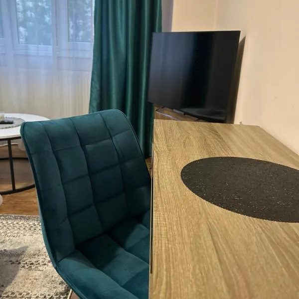 Henriett’s cosy place, hotel in Satu Mare