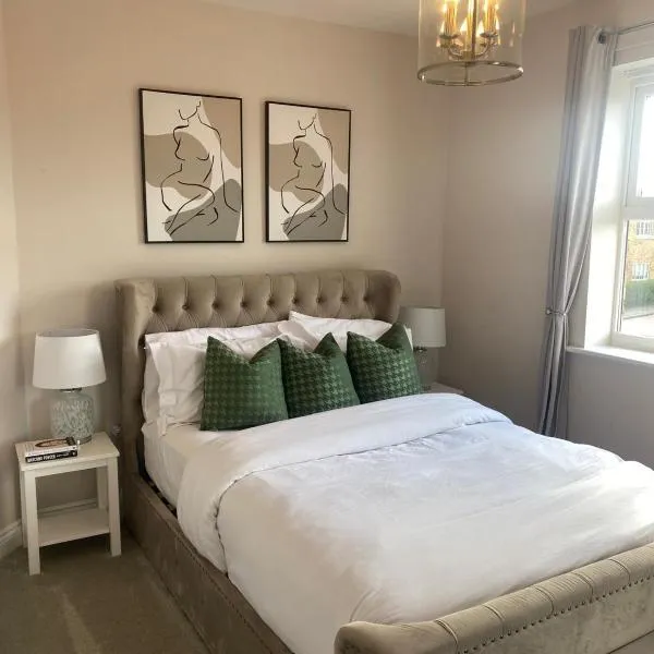 2 bed apartment Moulton Park, hotel en Spinney Hill