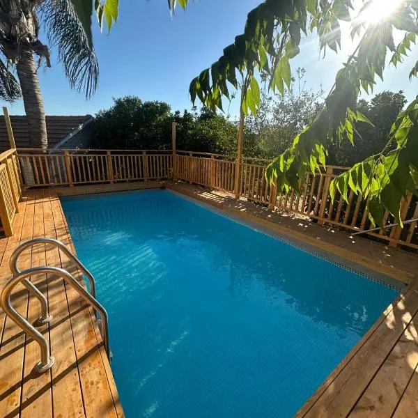 אתנחתא בירדן, hotel in Mishmār Hāyardin