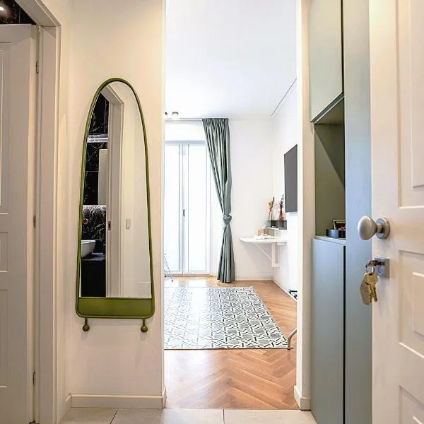 B and G San Babila- Luxury in the heart of Milano - Design district, hotel in Milan