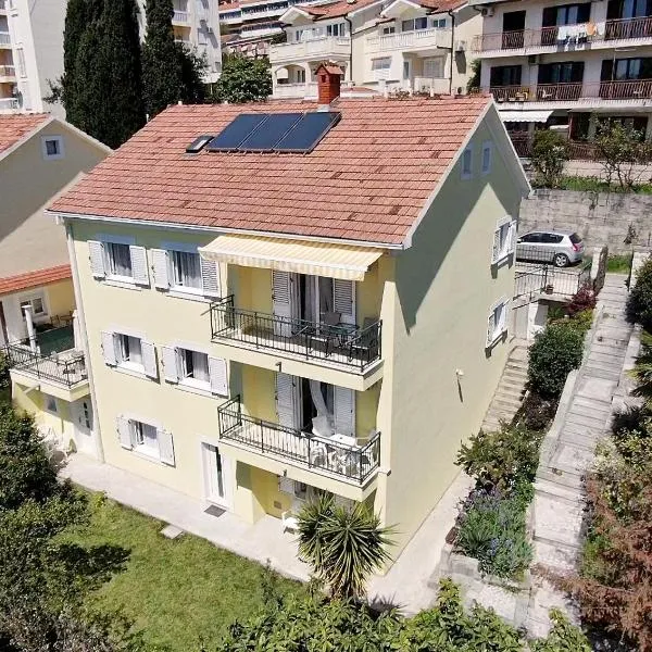 Apartments Begovic, Hotel in Savina