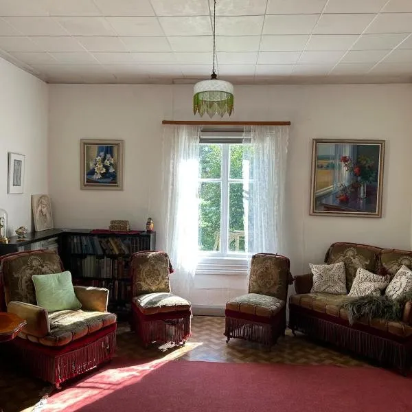 Atmoshperic countryside house, ξενοδοχείο σε Vehmaa
