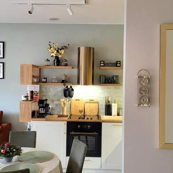 Apartament EverySky Kowary, Cozy Home, łatwy dostęp, widok na góry, winda, ξενοδοχείο σε Kowary