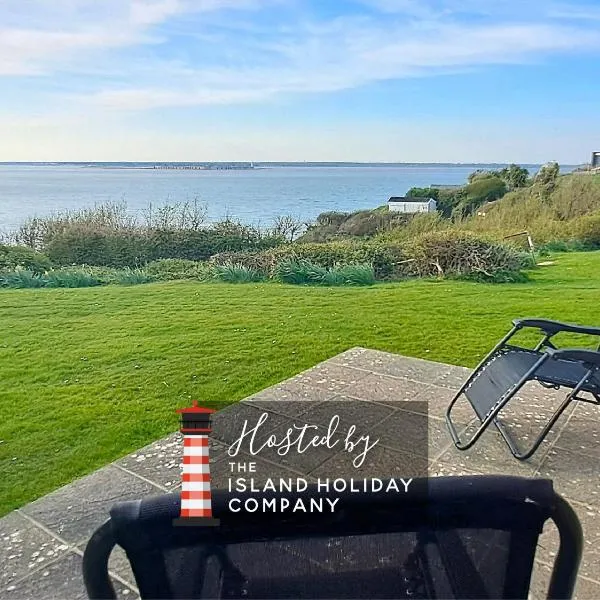 Brambles Farm Bungalow、フレッシュウォーターのホテル