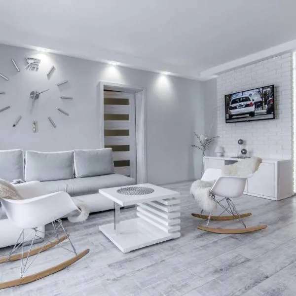 Krupówki Inn i Studio Miła w Centrum przy Krupówkach APARTZAKOP, ξενοδοχείο στο Ζακοπάνε